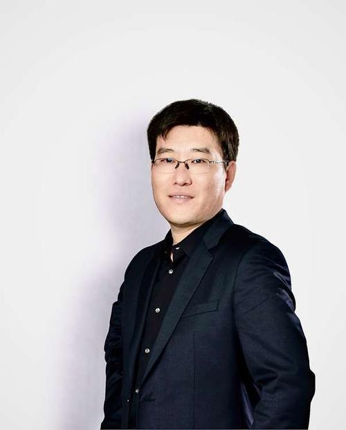 最新，张峰剖析疫情数据看防控成效与挑战