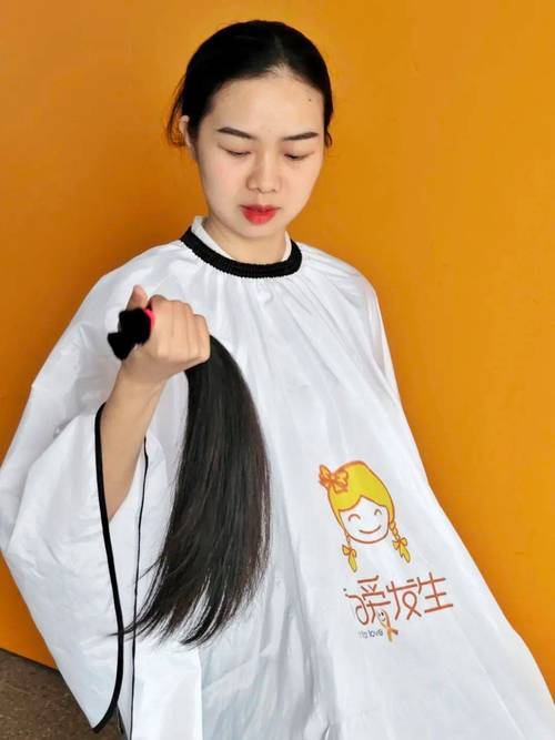 捐献头发体现关怀之举，这些捐发要求你知道吗？